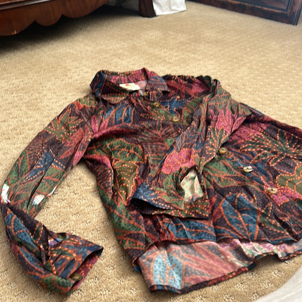 FARM Rio Multicolor Leaf Print Blouse - Picture 3 of 6